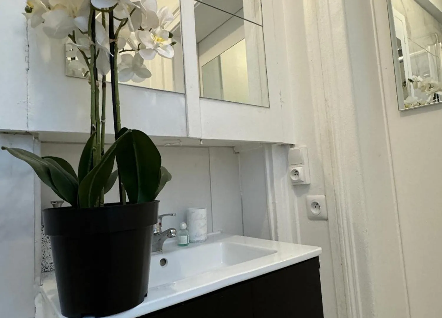 Invalides By Edelsam Apartment Paris