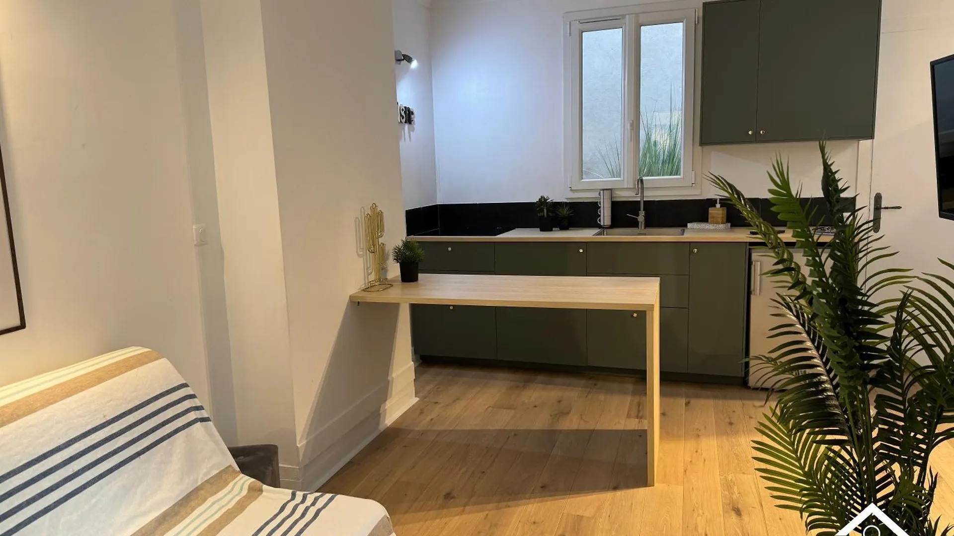 Invalides By Edelsam Apartment Paris France