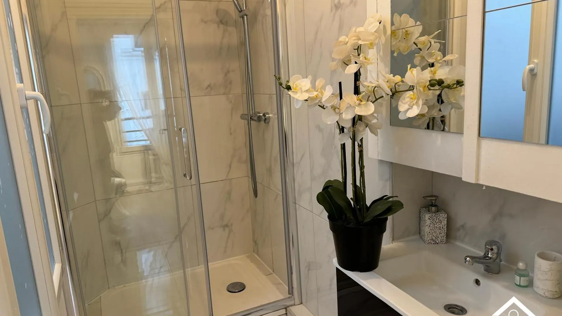 Invalides By Edelsam Apartment Paris