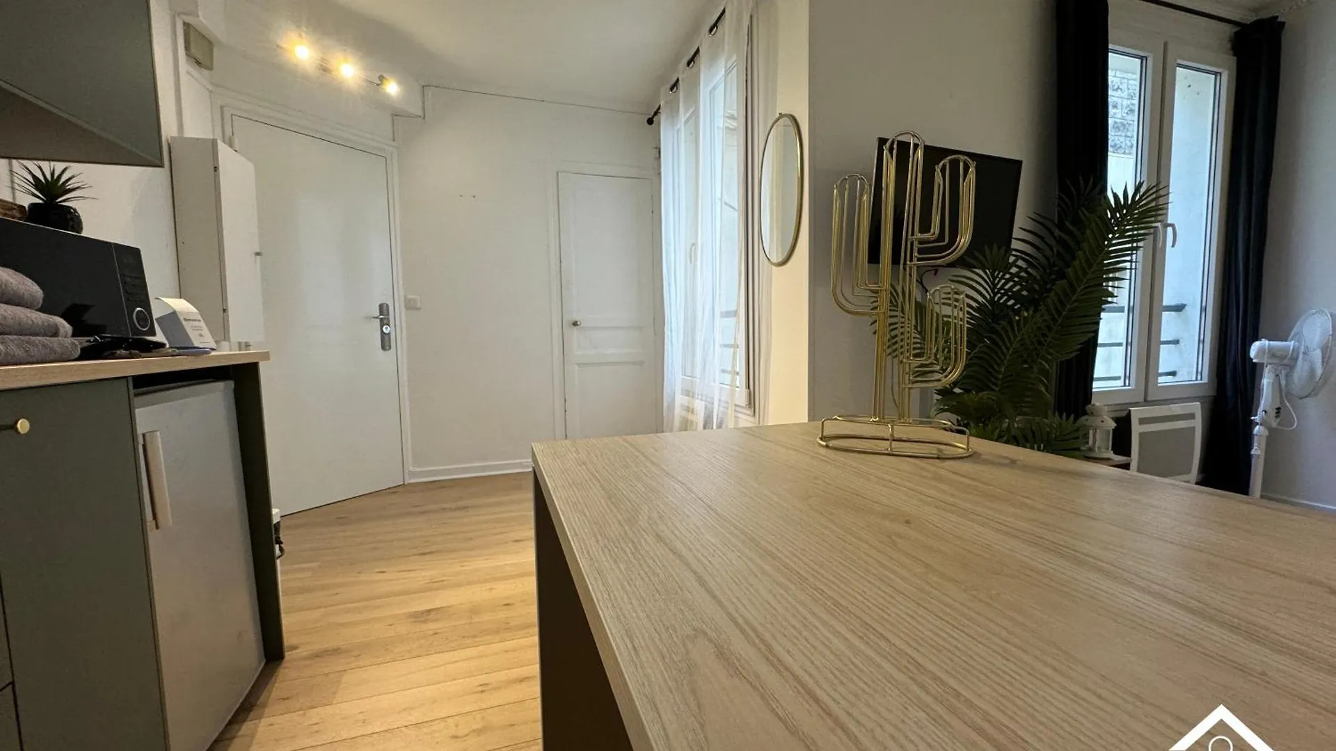 Invalides By Edelsam Apartment Paris